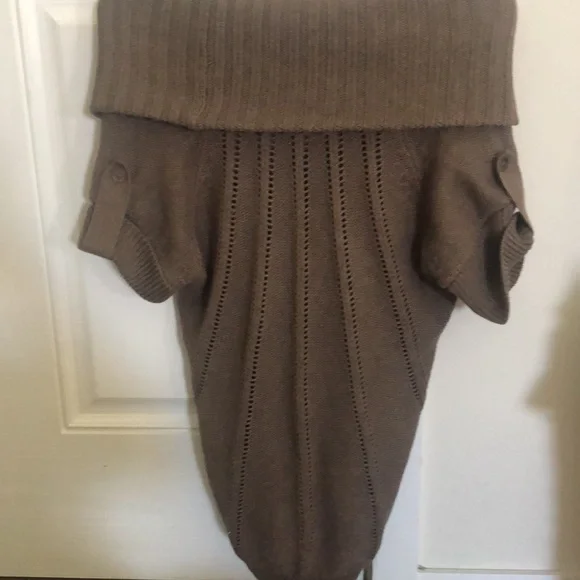 ⚡️donating soon⚡️Brown off the shoulder knit top 😍 - Picture 3 of 4